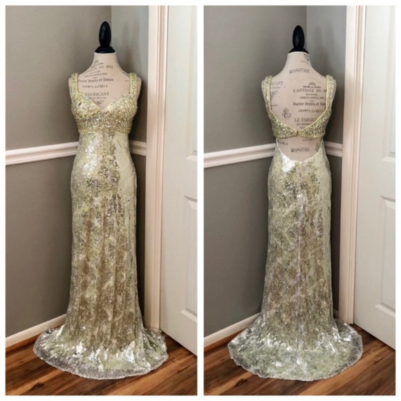 NEW CLARISSE SZ 6 LIMEADE ICE SEQUIN BEADED FORMAL EVENING GOWN - Picture 2 of 15